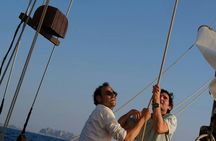 Sailing cruise with If Castle and Frioul Calanques