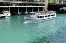 90-min architecture boat tour on the Chicago river