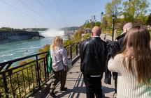 Niagara Falls night boat tour with fireworks cruise