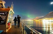 Electric Northern Lights guided cruise from Tromsø