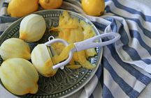 Limoncello factory tour and tasting in Amalfi's centre