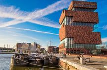 Navigate Antwerp's most Insta-perfect spots with a local