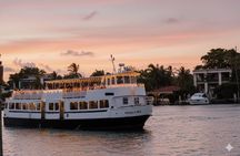 Miami scenic cruise with open bar and skyline views