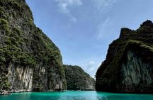 Phi Phi Islands full-day highlights tour with lunch in small groups