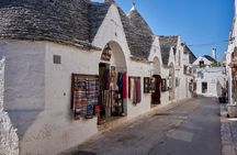Alberobello guided tour with transfer from Monopoli