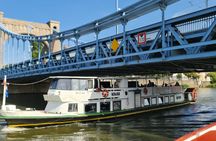 Wrocław guided tour with Old Town walk and river cruise