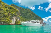 Phi Phi Islands speedboat tour with Bamboo Island and snorkel