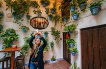 Malaga Market Tapas & Drinks Tour with a Local
