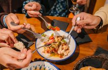 Malaga Food Tour with Tapas & Drinks with a Local