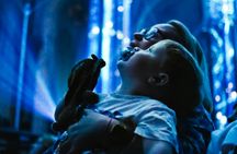 Luminiscence, an immersive show of light and music in Philadelphia