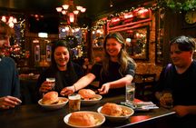 Old town food and drinks guided tour in Edinburgh