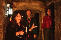 Ghosts and ghouls evening walking tour of Edinburgh