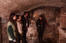Historic underground walking tour of Edinburgh