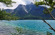 Neuschwanstein Castle guided tour with hiking experience from Munich