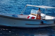 2-hour private boat tour around Capri