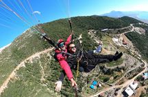 Tandem paragliding in Alanya with a licensed guide