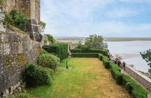 2-Day Excursion to Mont Saint-Michel, Loire Valley Chateaux and Wine Tasting from Paris