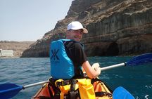 Kayaking adventure with cave exploration in Gran Canaria