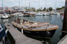 Evening premium boat experience in Lisbon