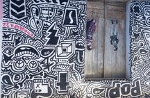 Street art and self-guided scavenger hunt in Lagos