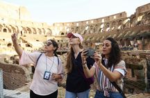 Colosseum Arena and Roman Forum small group tour