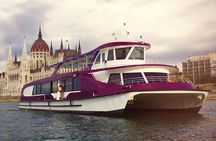90-minute Margaret Island Loop cruise with refreshments