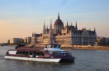 90-minute Margaret Island Loop cruise with refreshments