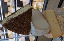 Gourmet and history guided walking tour with tasting