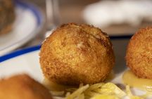 Madrid tapas and wine tour in hidden local bars