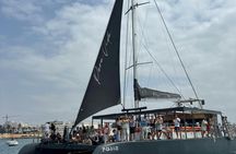 Cádiz nautical tour with fish market visit and catamaran sail