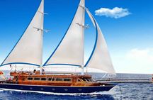 Sharm El Sheikh dinner cruise onboard a luxury yacht