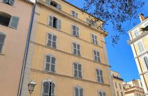 Hidden Toulon historic centre walking tour with surprising stories