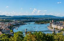 Kickstart private and personalized tour of Budapest with a local