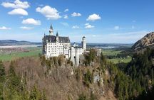 Neuschwanstein Castle small-group guided tour from Munich by train