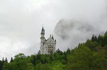 Neuschwanstein Castle small-group guided tour from Munich by train
