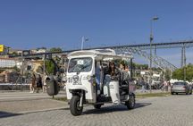 Porto highlights tour by private eco tuk tuk