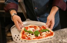 1-hour pizza making class in Rome