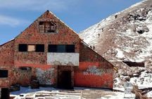 Chacaltaya Mountain and Moon Valley guided day trip from La Paz