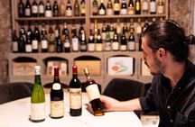 Vintage wine tasting with an oenology expert in Paris