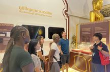 Wat Pho highlights tour with 1-hour massage and hands-on training