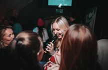 Kraków pub crawl experience with open bar and VIP club entry