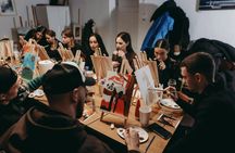 Kraków sip and paint workshop with unlimited wine and prosecco