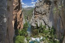 Montanejos rafting and thermal pools day trip from Valencia