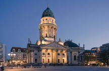 Guided photo tour of Berlin's landmarks with local photographers