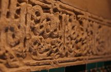 Alhambra guided tour and Granada city pass with all entrances
