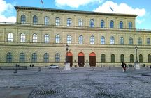 Munich Royal Residence skip-the-line guided tour with an expert