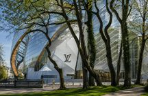 Fondation Louis Vuitton Paris priority entry with audio guide and eSIM