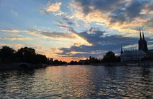 Wrocław river cruise with welcome drink and music