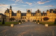 Château de Fontainebleau entry ticket with Paris audio guide and eSIM