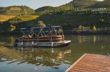 Douro sunset private boat cruise with wine and open bar